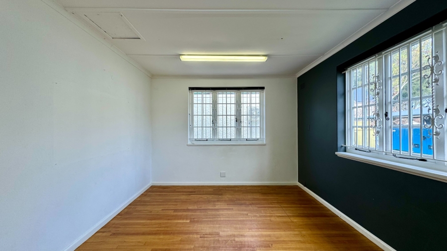 To Let commercial Property for Rent in Paardevlei Western Cape